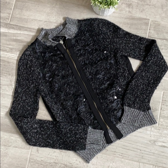 BKE Sweaters - BKE BOUTIQUE zip up sequin sweater, Size Small
